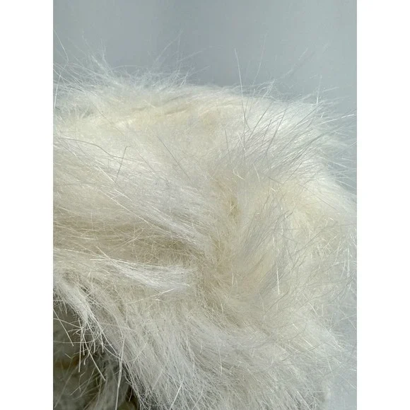 Time and Tru Cable Knit Beanie Winter Hat Faux Fur Pom Cream One Size New - Picture 6 of 6
